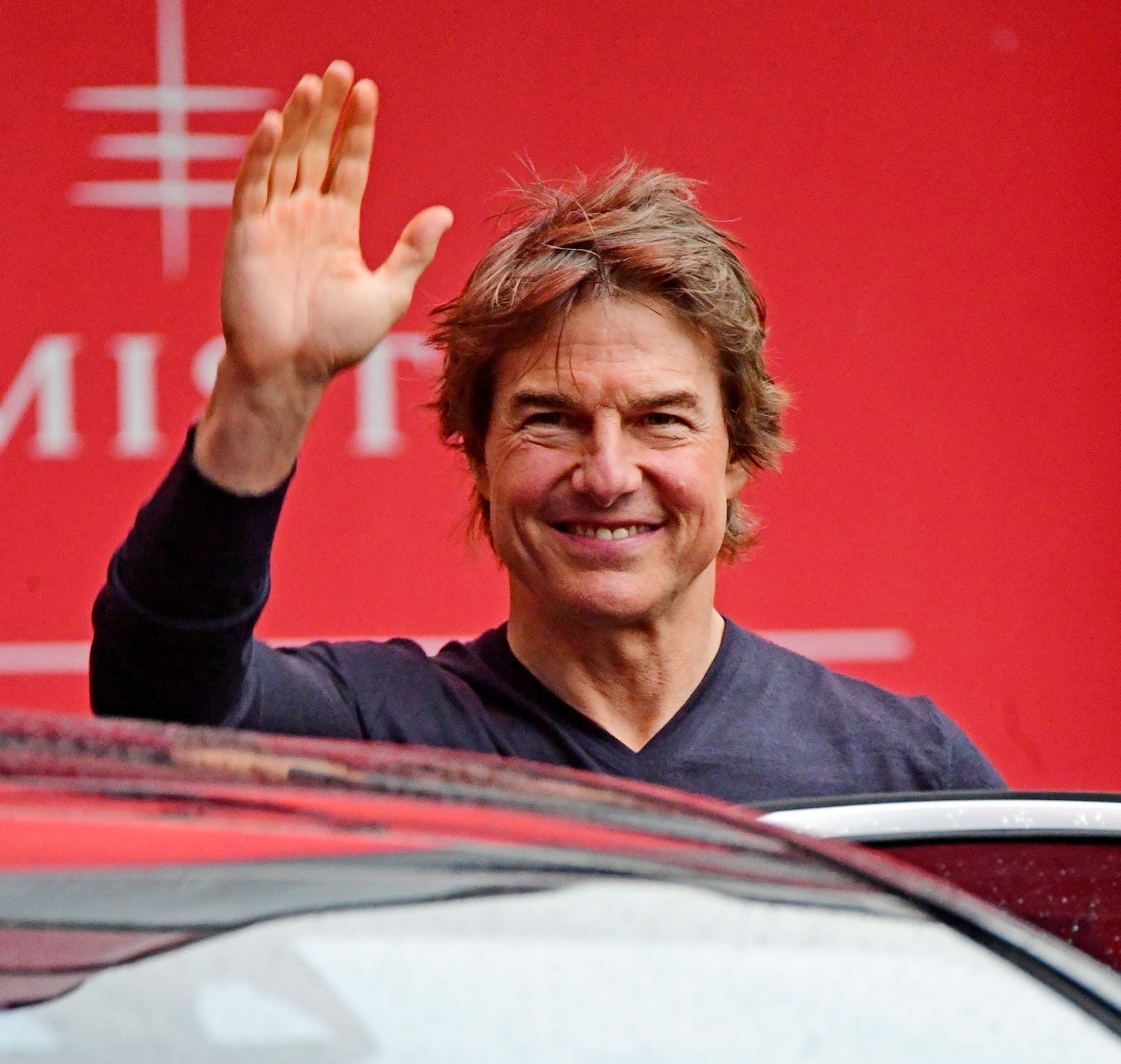 Tom Cruise chiuderà le Olimpiadi con un salto spettacolare