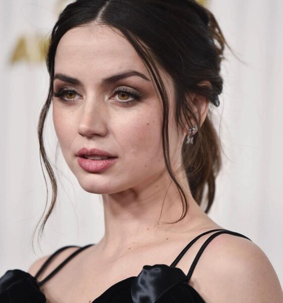 Ana de Armas si racconta sul perché è scappata da Los Angeles in cerca di pace