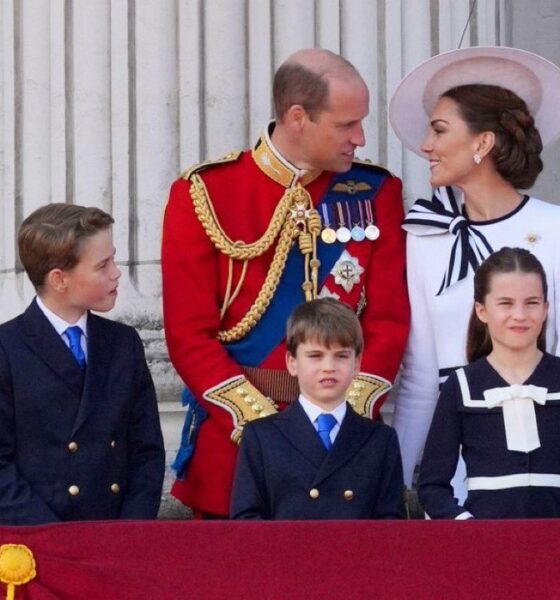 Kate e William condividono un ritratto di famiglia per la cartolina di Natale