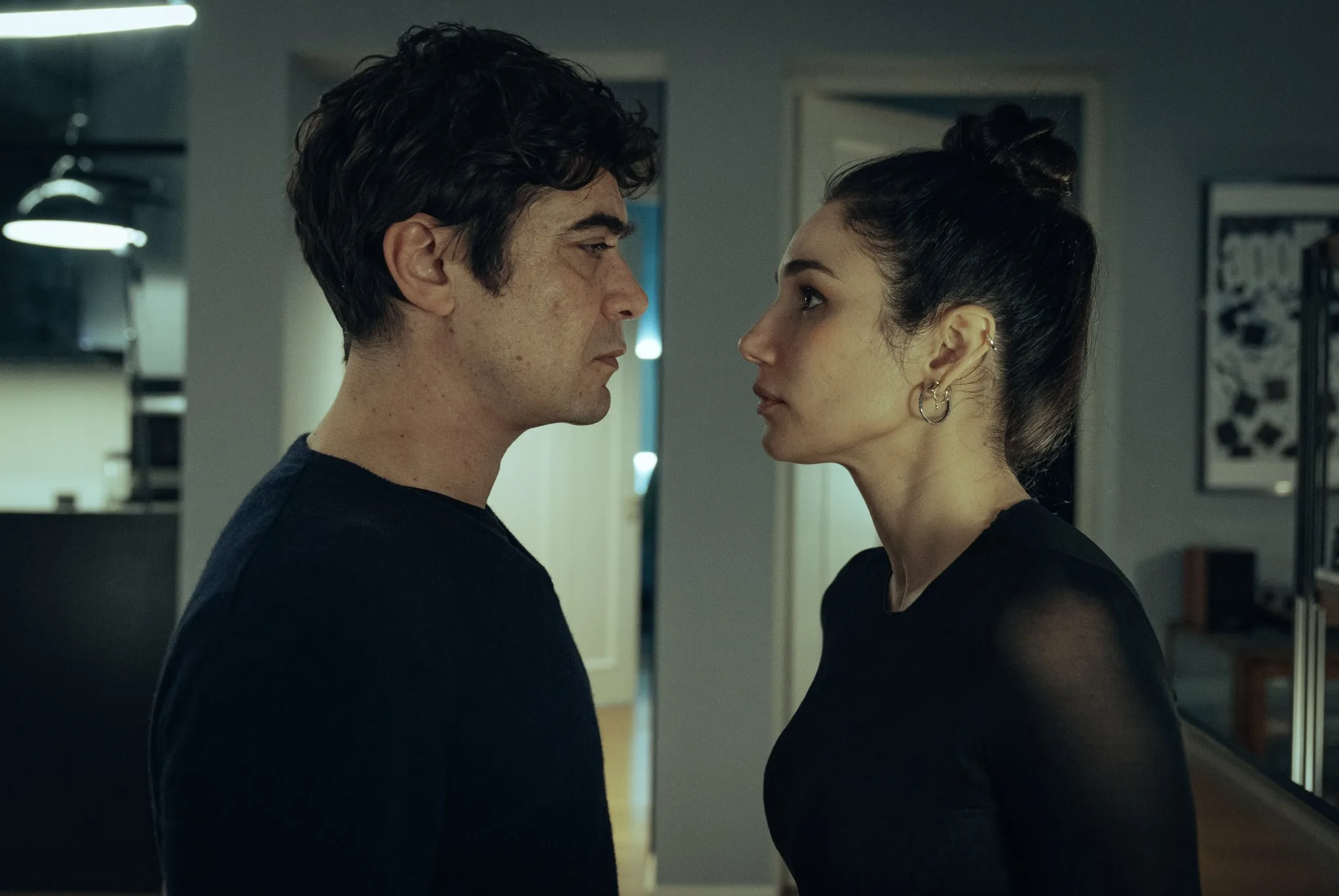 Muori di lei, il nuovo film di Riccardo Scamarcio (©Trailer Muori di lei)